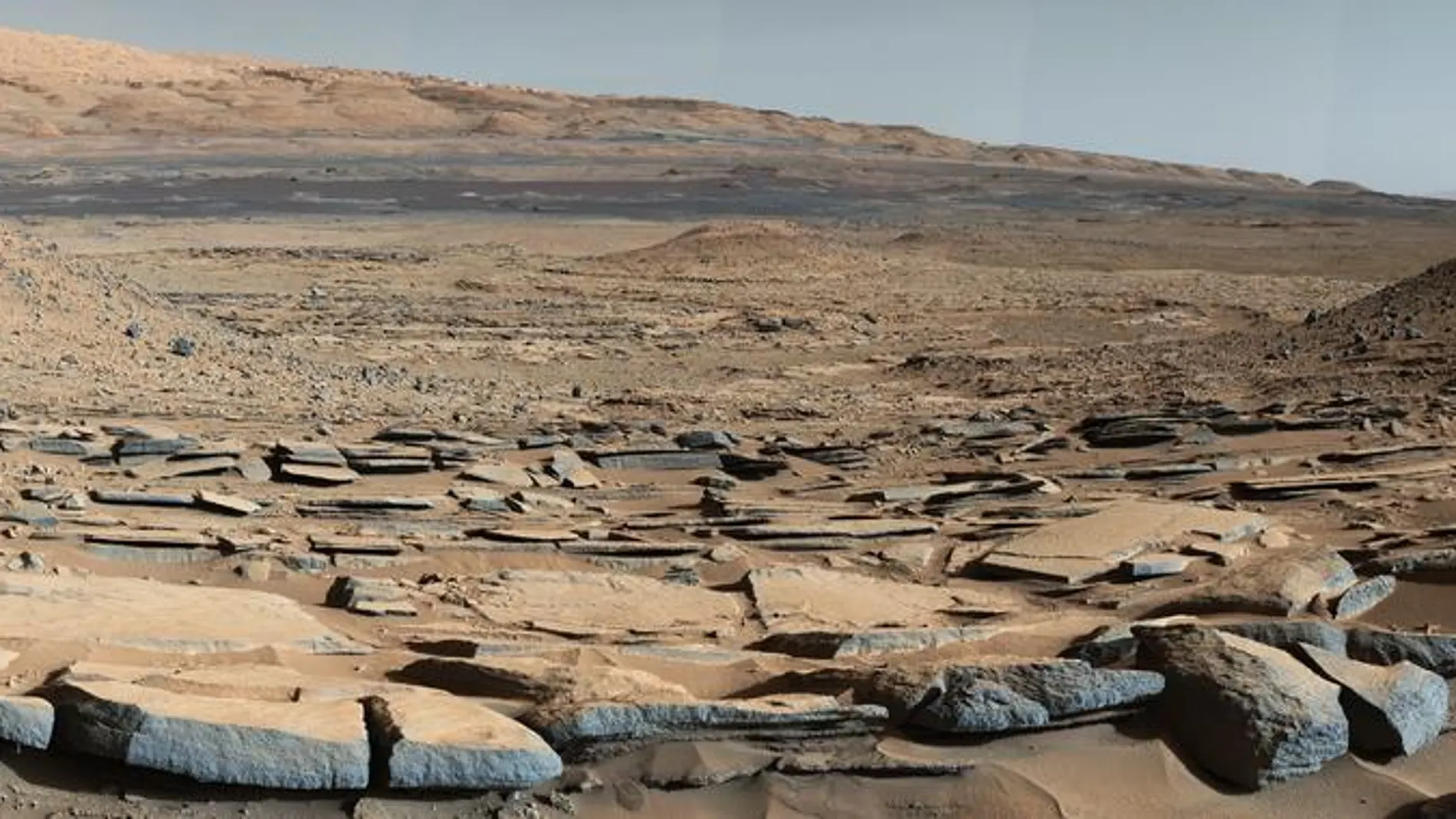 Imagen de la superficie marciana tomada por el robot Curiosity