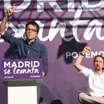  Iglesias y Errejon escenifican el final de la división en Podemos