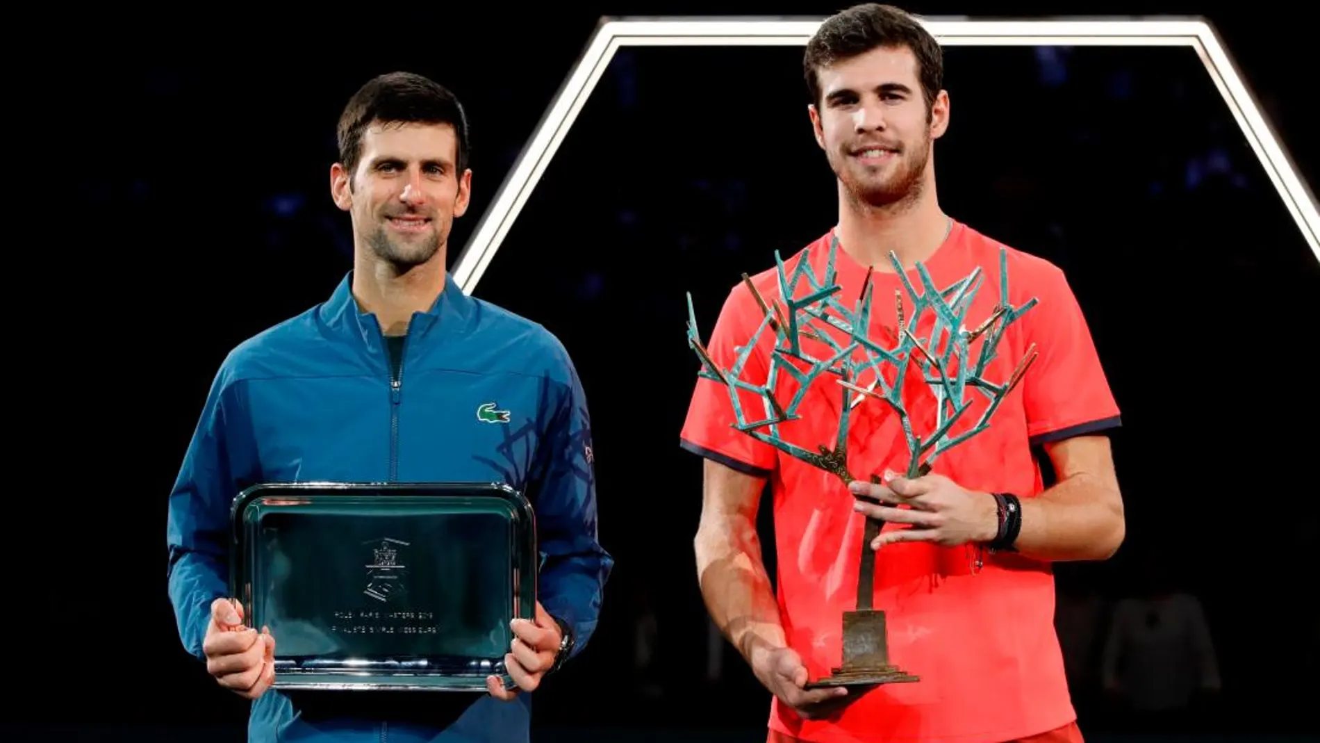 Karen Khachanov, de 22 años y 18 del mundo, derrotó por 7-5 y 6-4 al serbio / Foto: Reuters