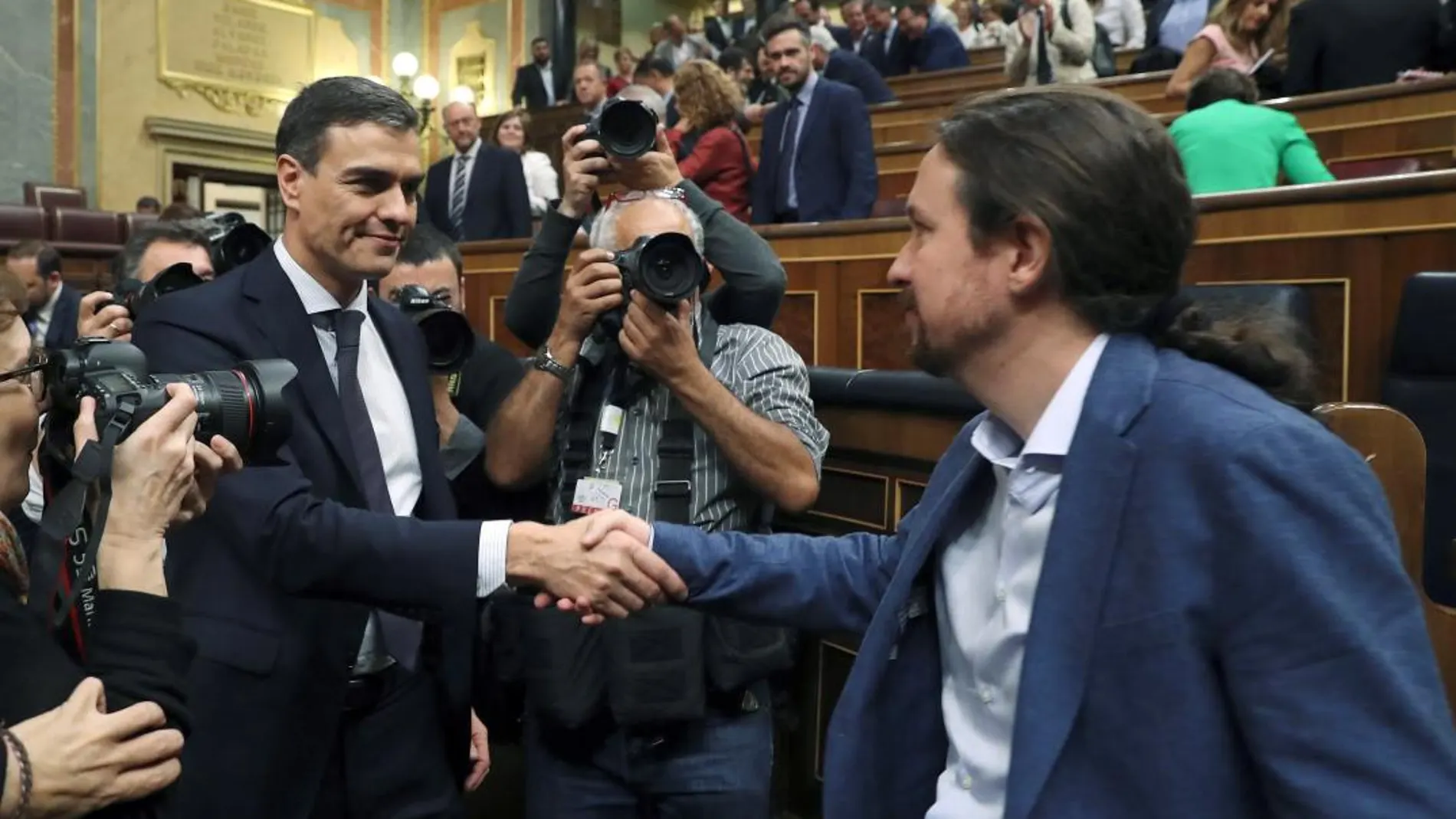 Pedro Sánchez y Pablo Iglesias. Foto: Efe
