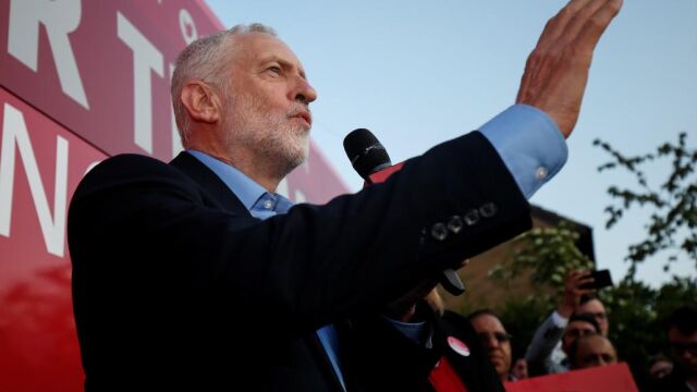 Jeremy Corbyn, durante un acto de campaña en Sheffield