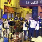 La escena del terror. El restaurante Le Carrillon fue uno de los lugares elegidos por los terroristas para atentar