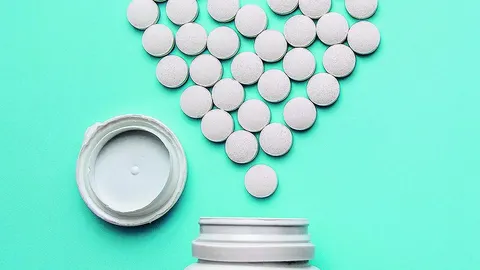 Los betabloqueantes reducen la frecuencia cardiaca, la presión arterial y la contractilidad del corazón