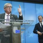 El presidente de la Comisión Europea, Jean-Claude Juncker y el presidente del Consejo Europeo, Donald Tusk