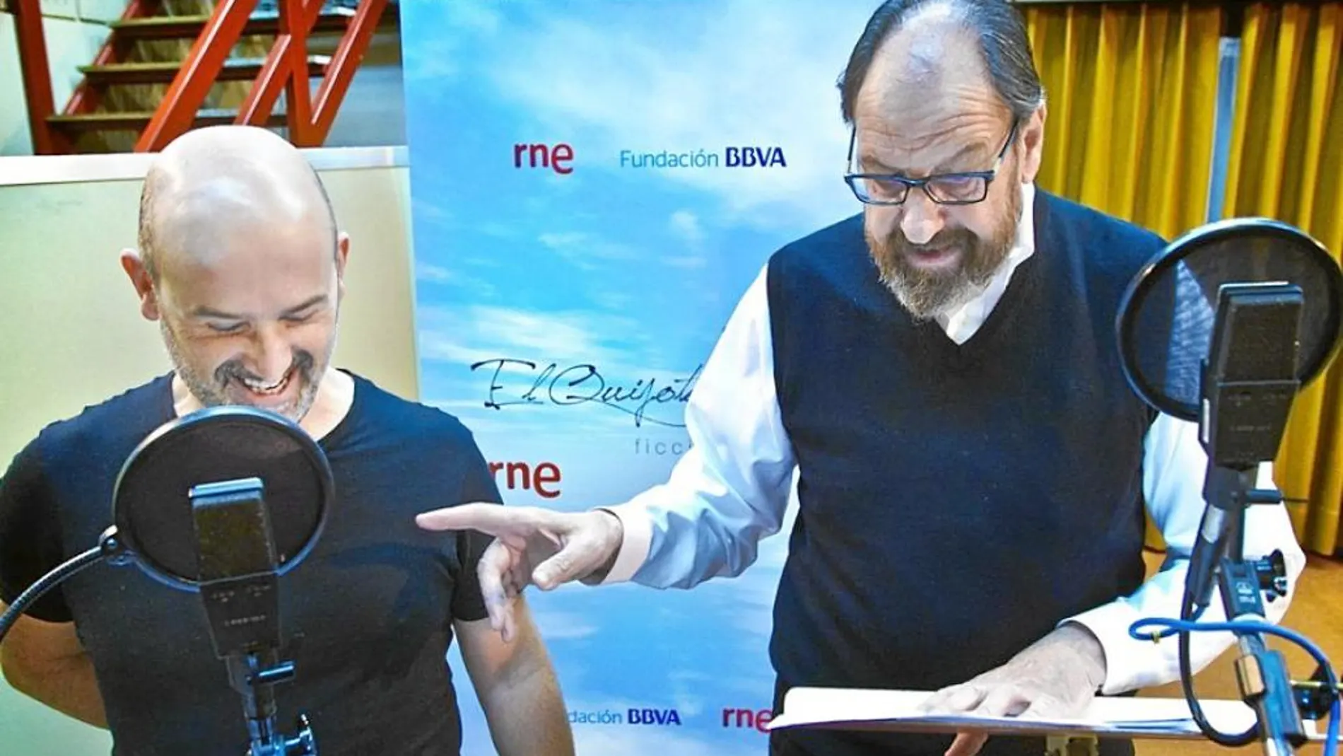 Los actores Javier Cámara y José María Pou, durante la grabación de «El Quijote del siglo XXI»