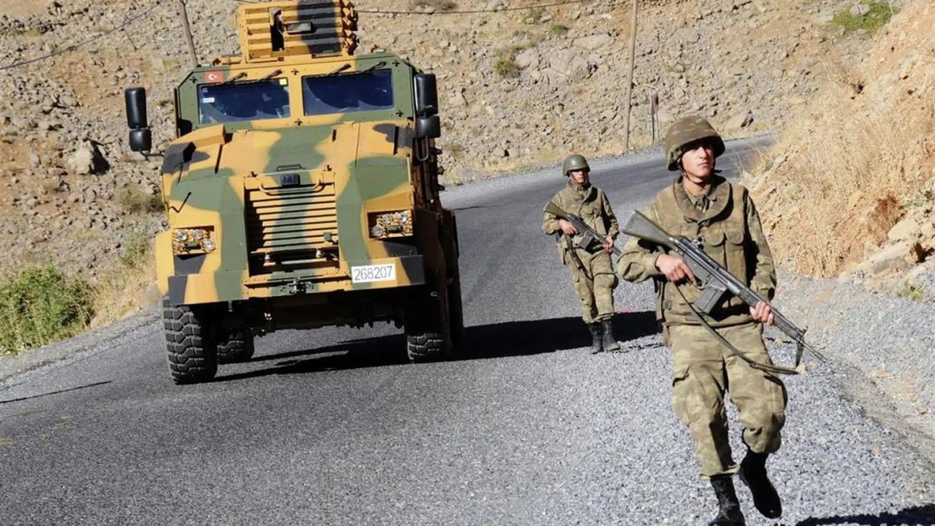 Dos agentes muertos y 14 heridos en un ataque del PKK en Turquía
