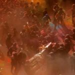 Los Mossos se han visto obligados a intervenir ante la presión de los grupos independentistas