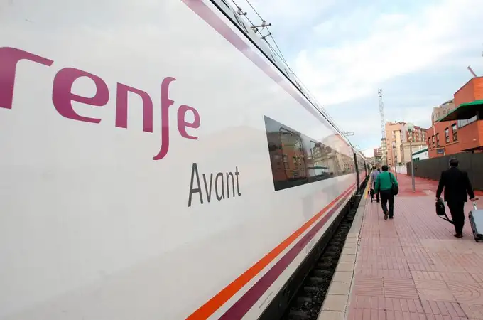 Renfe amplía los servicios de tren Avant que presta entre Madrid, Segovia y Valladolid