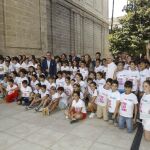 Escolares de dos colegios de Sevilla participaron en el acto que acogió el Parlamento andaluz