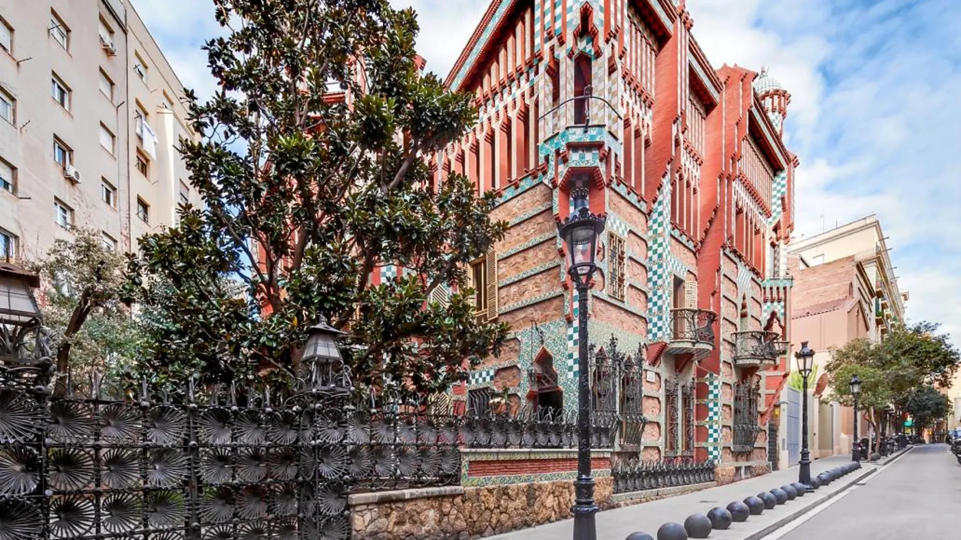 Una imagen de la Casa Vicens, sitúada en la barcelonesa calle Carolines