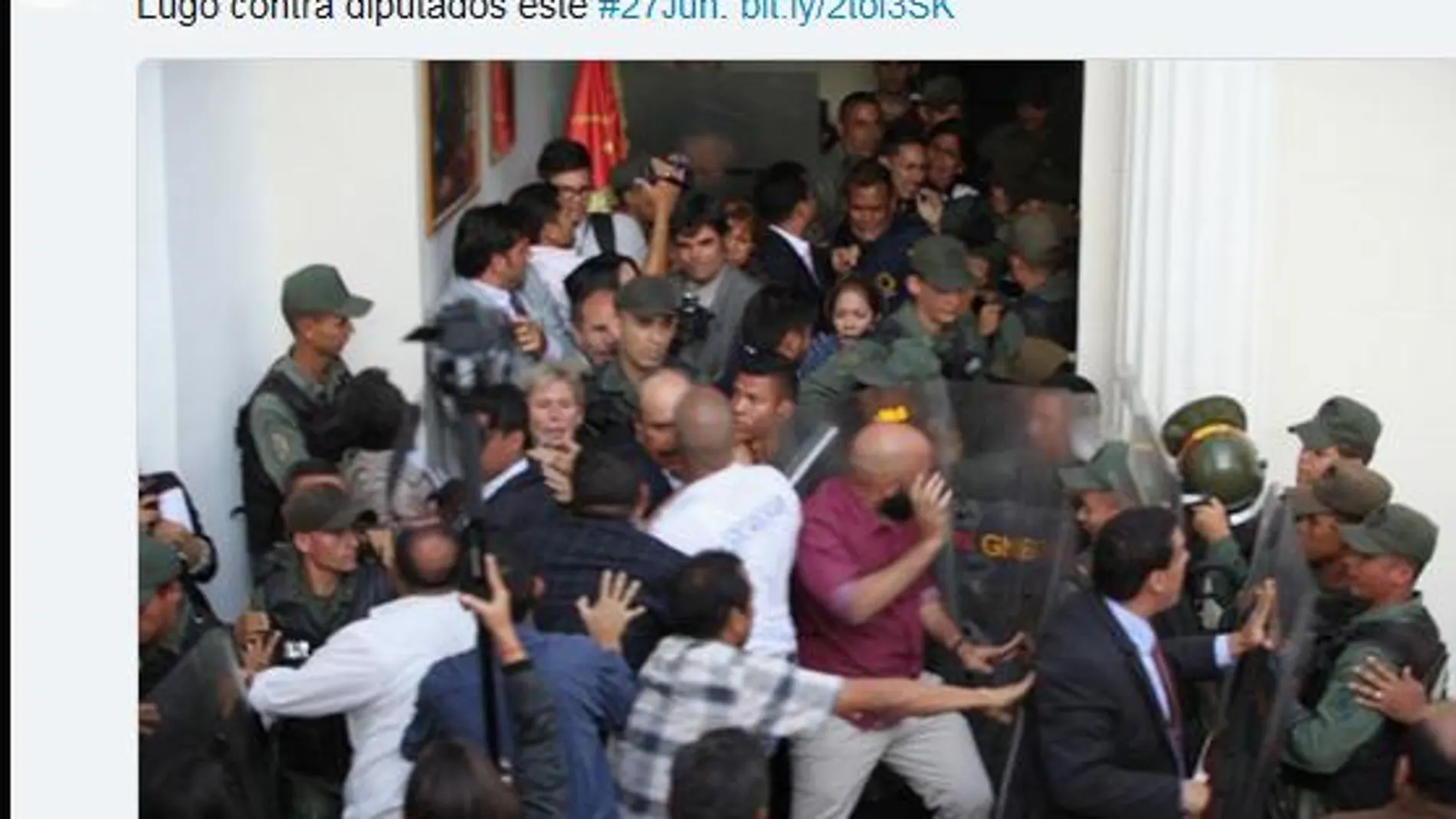 La oposición venezolana denuncia los “golpes de Estado” contra la Asamblea y el Ministerio Público