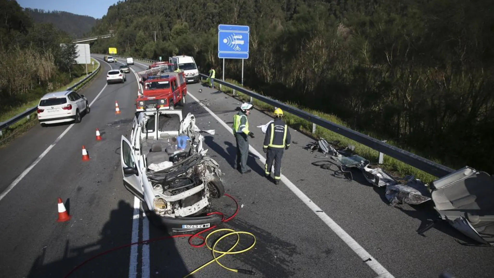 Accidente mortal en el Corredor del Morrazo, a la altura del Viaducto da Fraga, en Moaña (Pontevedra)