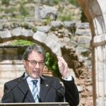 El presidente de la Generalitat durante su intervención ayer en la Cartuja de Escaladei