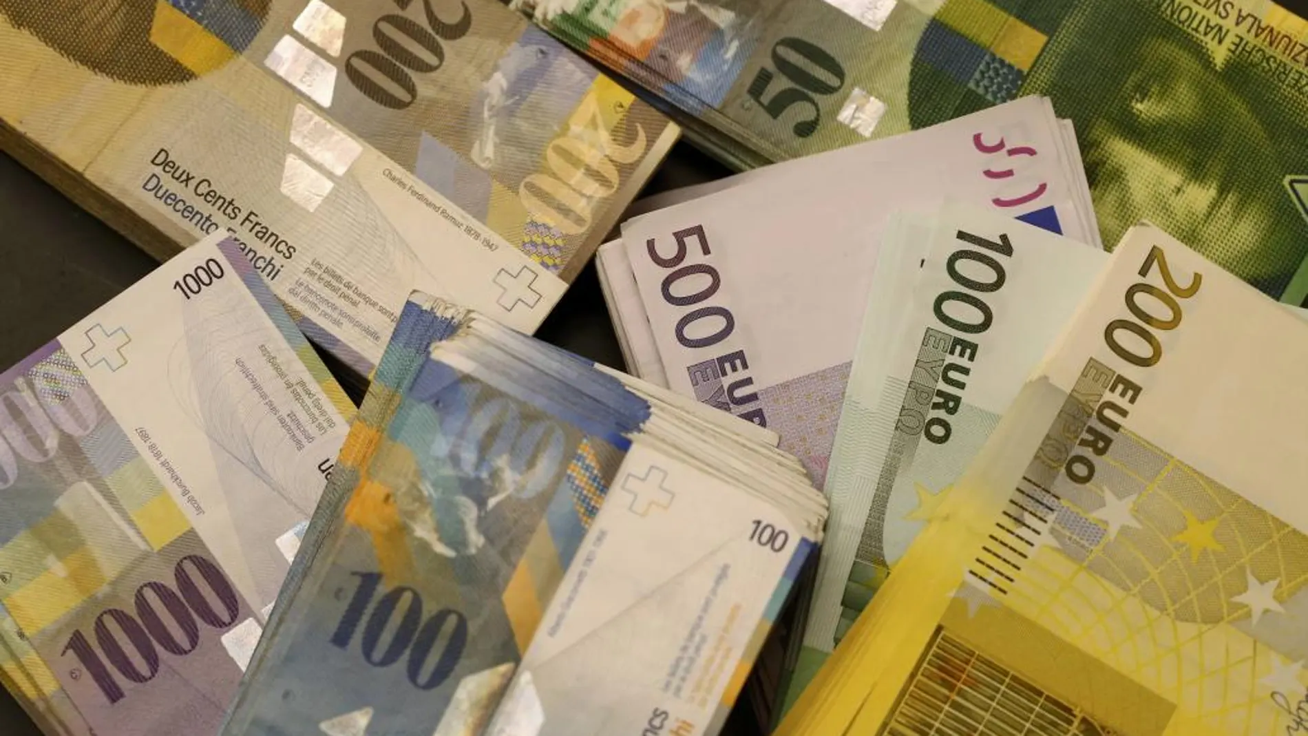 El número de millonarios en España alcanzó las 386.000 personas en 2016