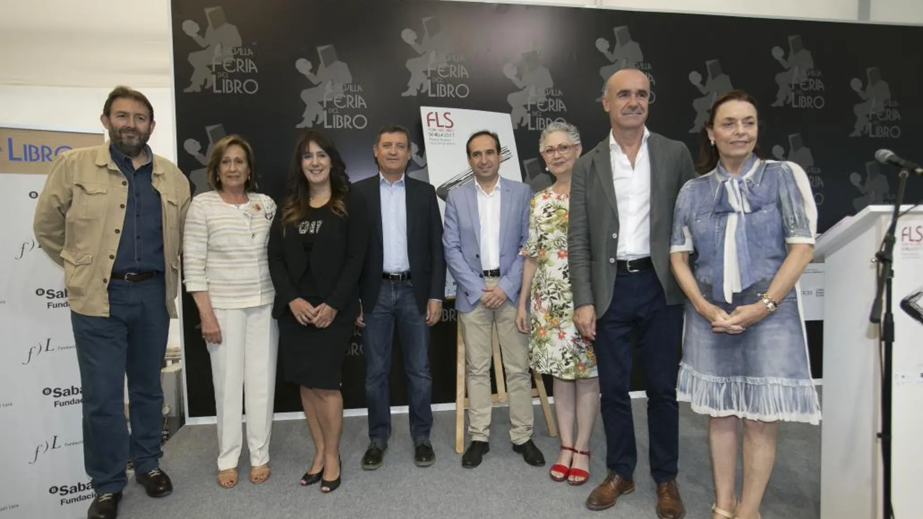 Dolores Redondo, Premio Planeta 2016, abre la Feria del Libro de Sevilla