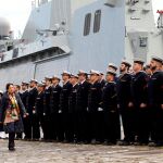 La ministra de Defensa, Margarita Robles, presidiendo el acto de entrega a la Armada del buque "Furor"