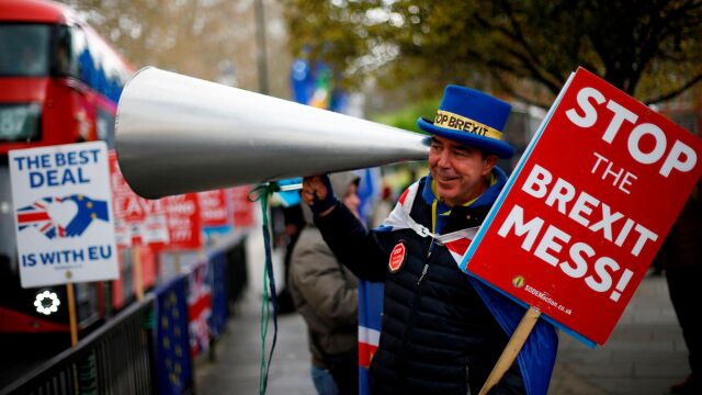 Un manifestante en contra del Brexit / Reuters
