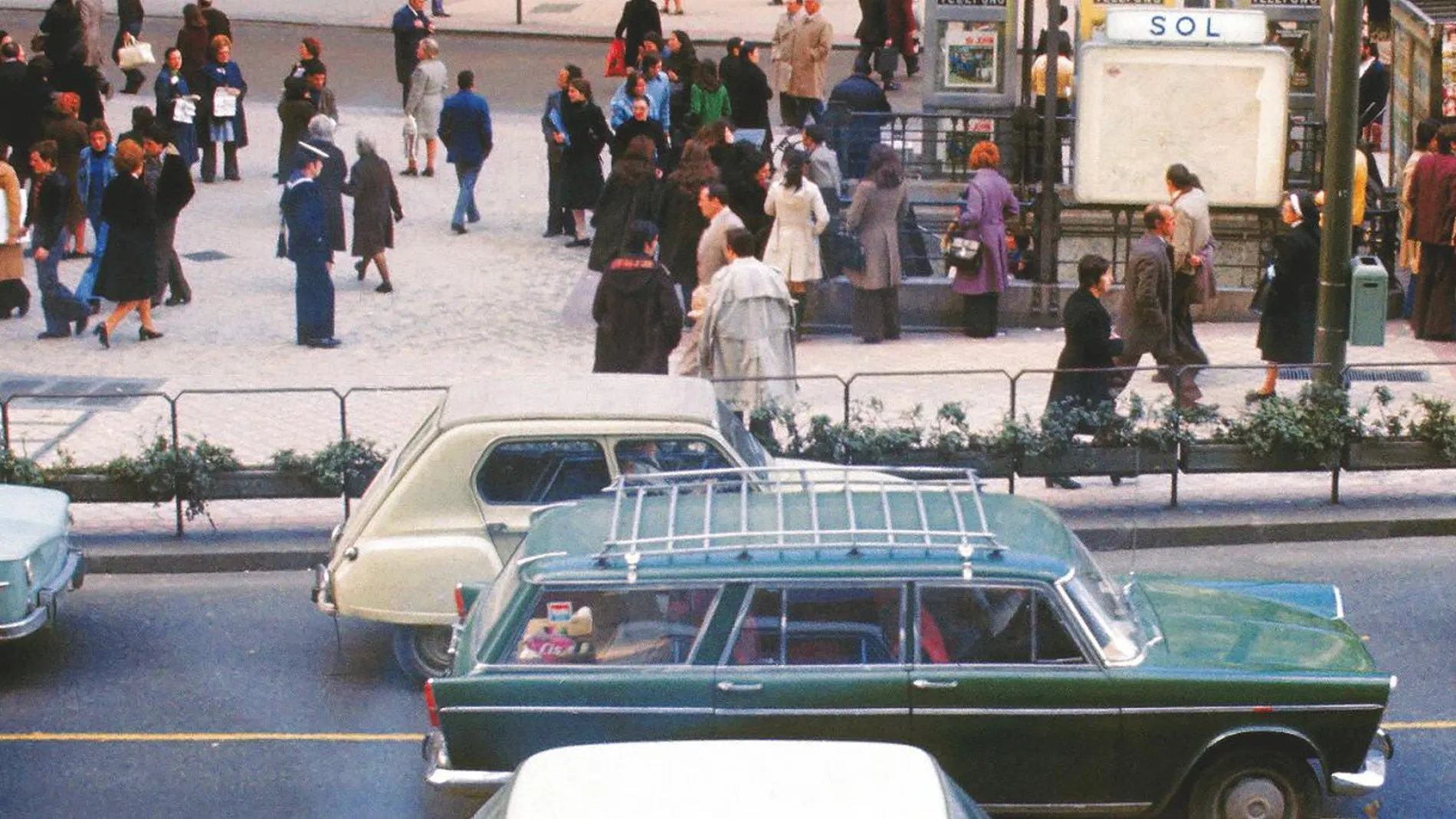 Imagen de la Puerta del Sol de Madrid en la década de los 70 / Foto: RP