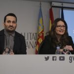 El conseller de Educación, Vicent Marzà, con la vicepresidenta Mónica Oltra