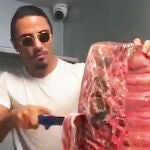 El chef de Maduro: carne envuelta en oro de 24 quilates