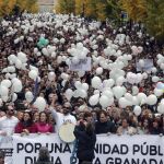 Las mareas blancas convocaron a miles de personas en protesta por los recortes y la pérdida de calidad asistencial en la sanidad pública andaluza