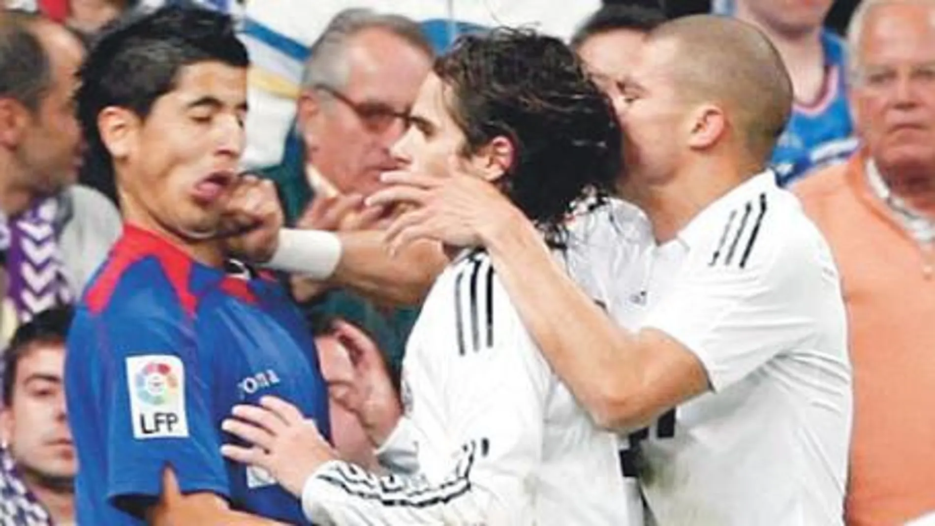 Pepe no sale de casa