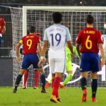 Un momento del partido entre España e Inglaterra.