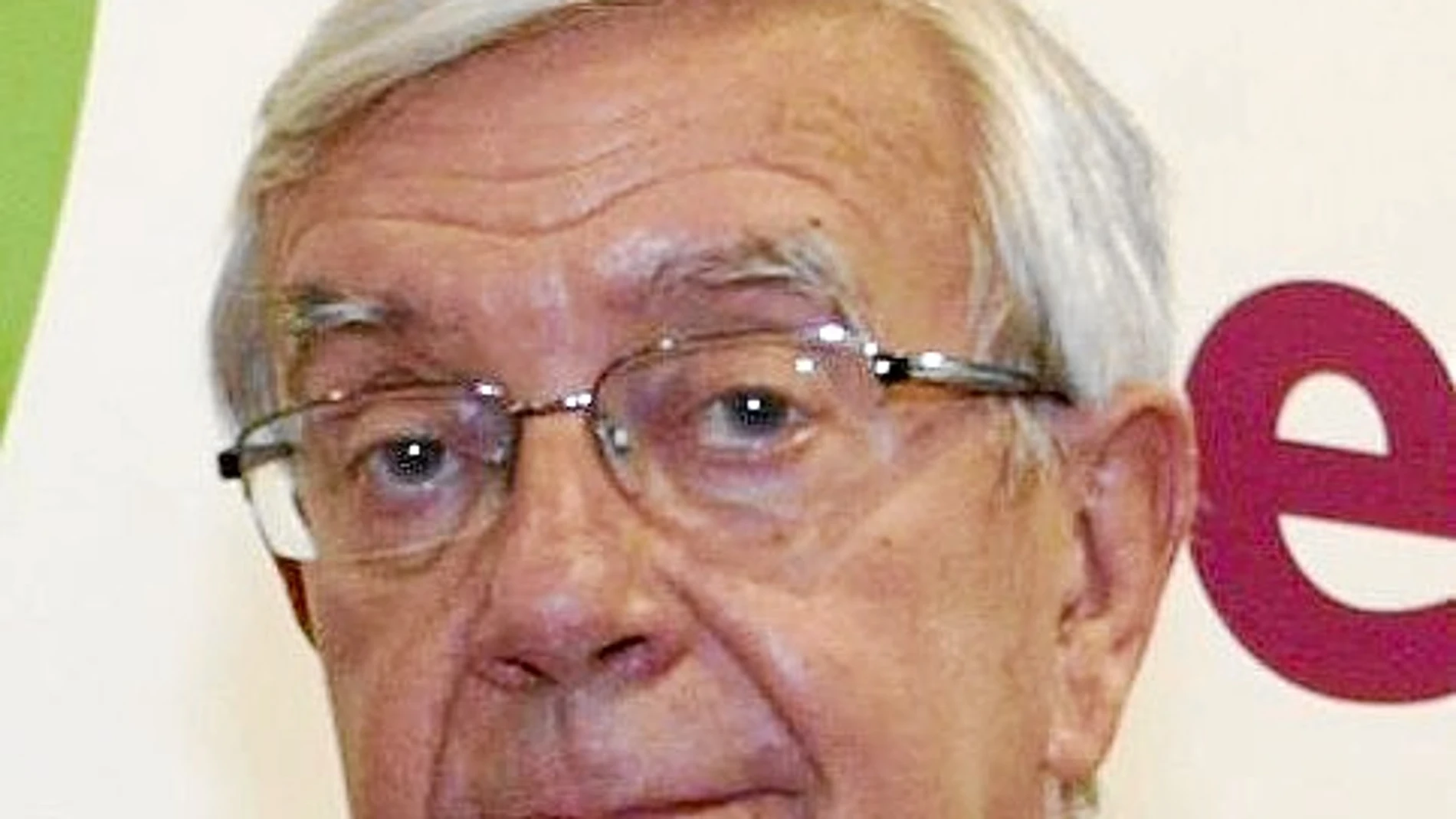 Rafael Ansón Oliart, presidente de la Academia de Gastronomía