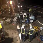 Imagen facilitada por la Comunidad de Madrid del accidente de tráfico que se ha producido esta noche en el kilómetro 35,300 de la carretera M-607, en el término municipal de Colmenar Viejo