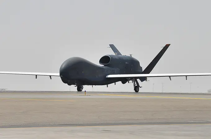 Así son los drones RQ-4 ‘Global Hawk’ de la OTAN que actuarán las 24 horas y los siete días de la semana en 2024