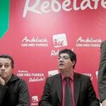 Valderas respaldó ayer el trabajo de su grupo en la comisión