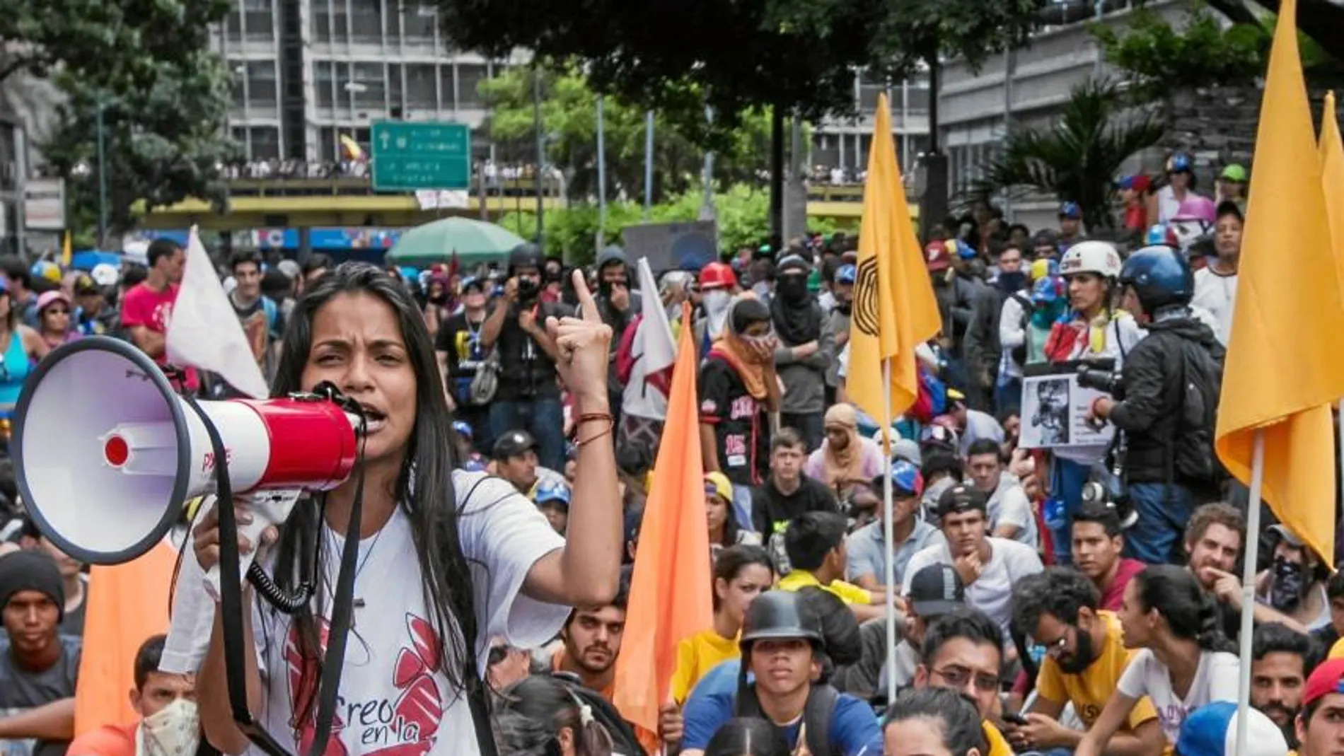 Miles de jóvenes salieron a protestar en Caracas el pasado viernes contra el Gobierno