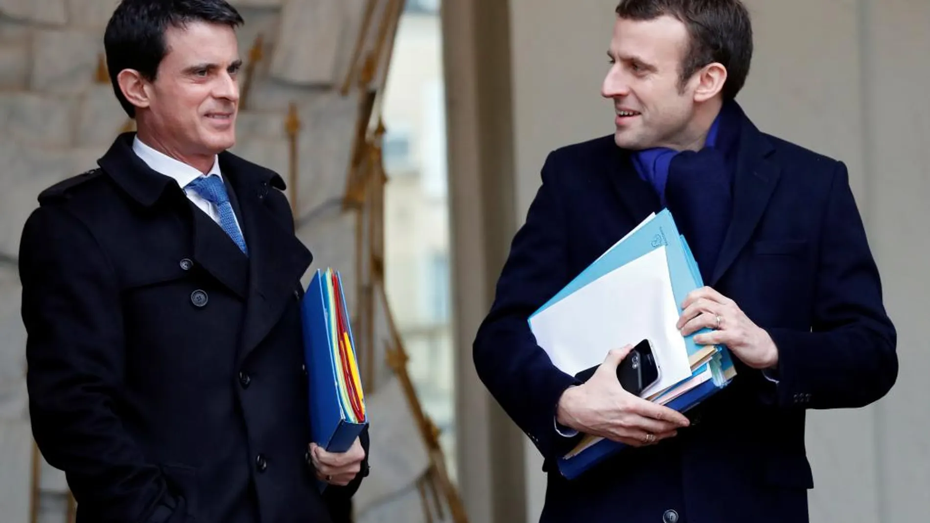 Manuel Valls, junto a Emmanuel Macron