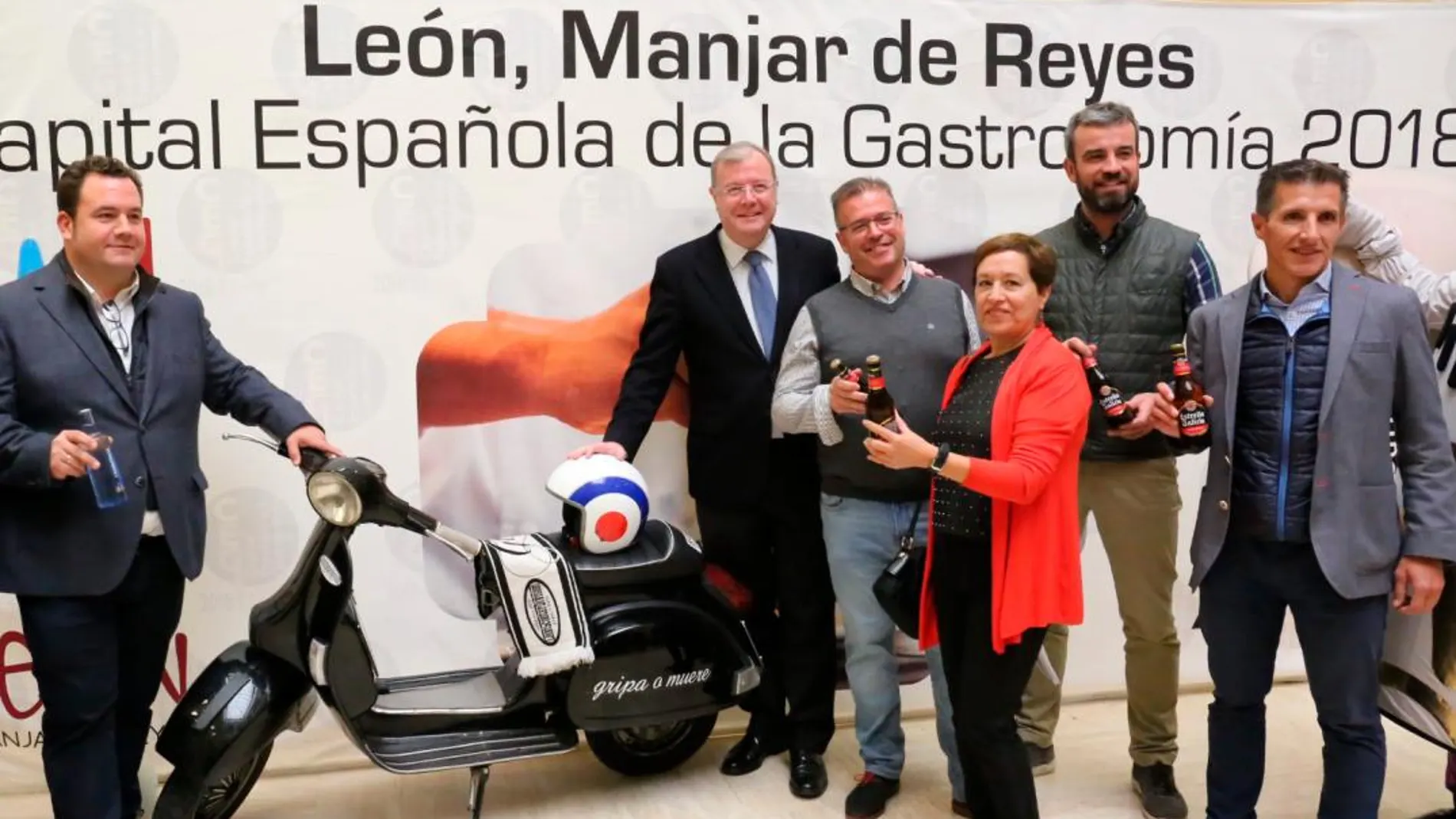 El alcalde de León, Antonio Silván, presenta la XXX edición del Purple Weekend
