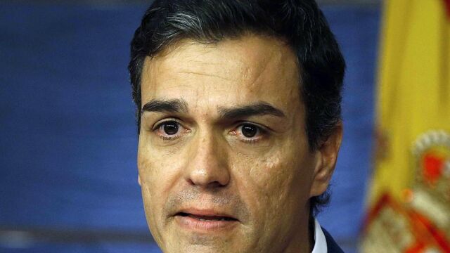 Pedro Sánchez, durante su comparecencia, en la que no ha podido evitar las lágrimas.