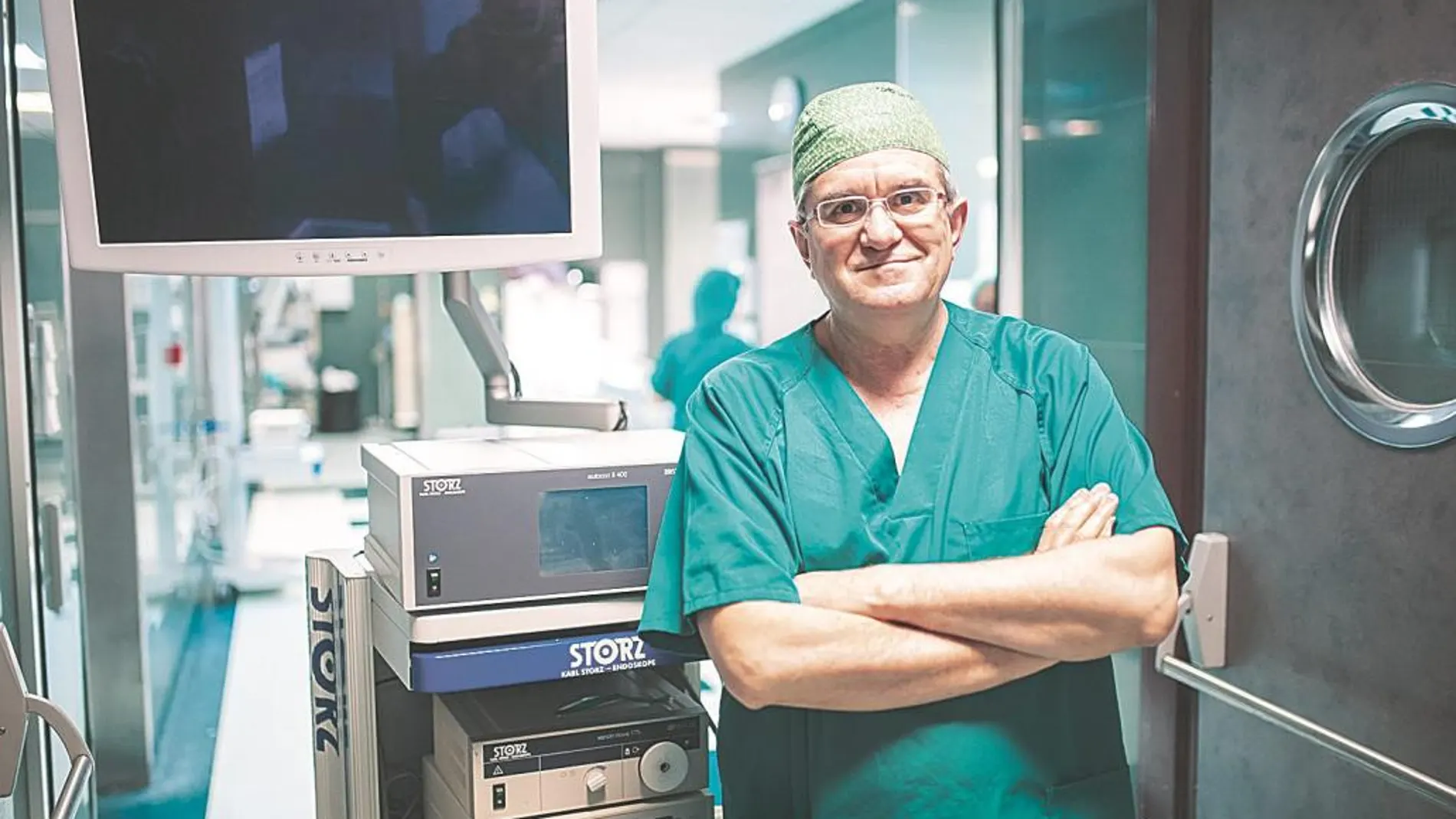 Rafael Estevan Estevan / Jefe del Departamento de Cirugía del IVO