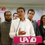 El portavoz nacional de UPYD, Andrés Herzog, ofrece una rueda de prensa tras la celebración del Consejo de Dirección en la sede de la formación