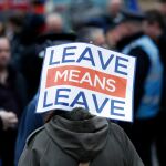 Manifestantes a favor del Brexit, ayer, en Londres