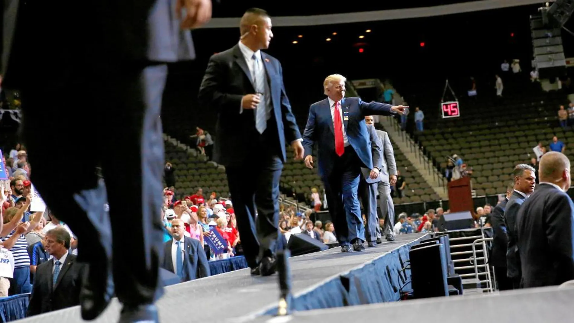 Donald Trump asiste a un acto electoral en la ciudad de Jacksonville, en el Estado de Florida