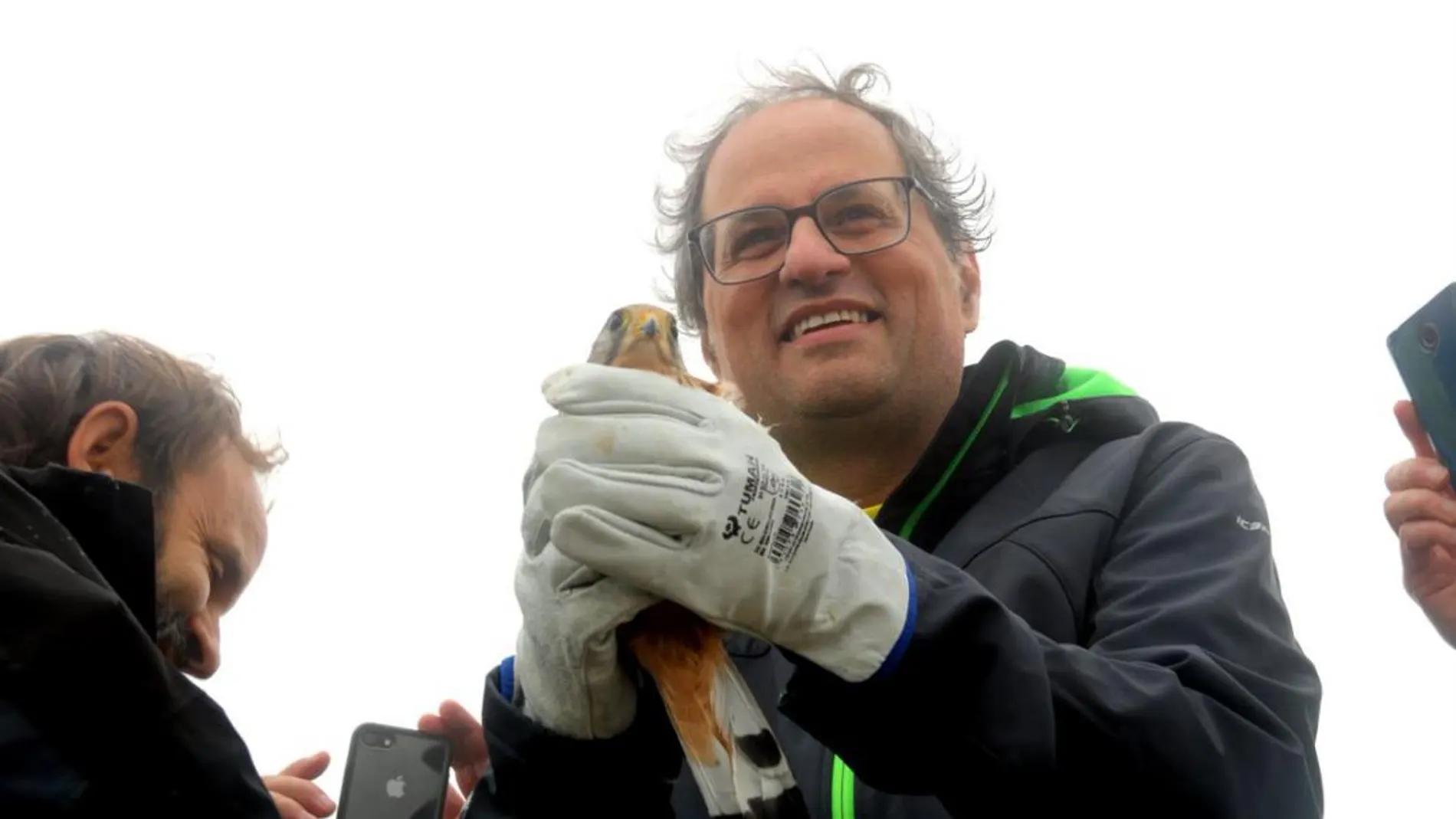 Quim Torra, hoy tras ascender al Puigsacalm. (Twitter)