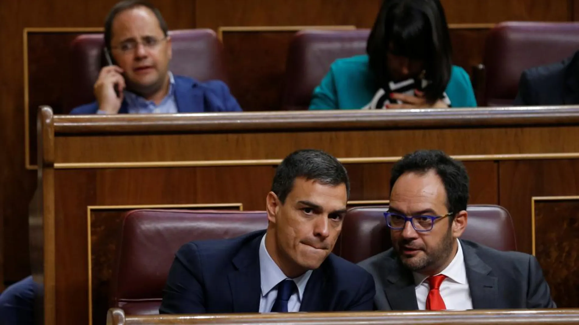 El PSOE cree que los nacionalistas «han abierto una senda» en apoyo a Rajoy