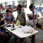Venezuela negocia contrarreloj con sus acreedores para evitar la suspensión de pagos