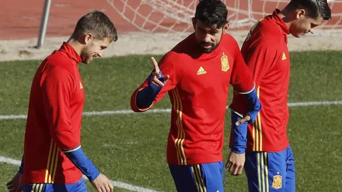 Diego Costa, en un entrenamiento con la Selección