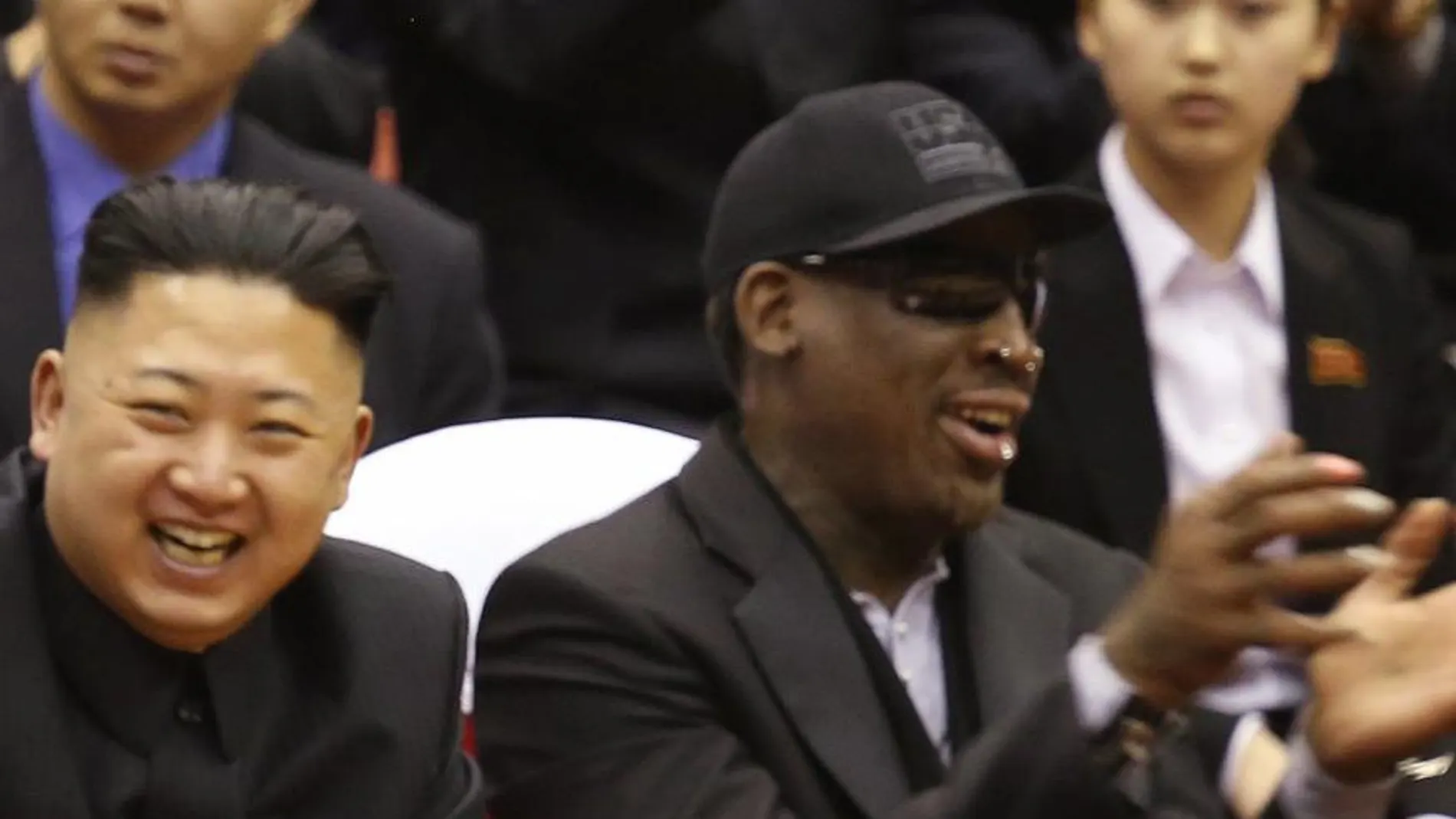 El líder norcoreano recibió a los malabaristas del baloncesto, con Dennis Rodman