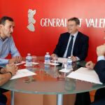 Ximo Puig y Manuel Illueca, durante una reunión que mantuvieron la semana pasada con el alcalde de Elche