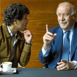 Miguel Abellán y Vicente del Bosque conversan sobre sus dos pasiones en el hotel AC Aitana de Madrid. Foto: ALBERTO R. ROLDÁN