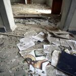 Imagen de archivo de un edificio bombardeado en las afueras de Damasco