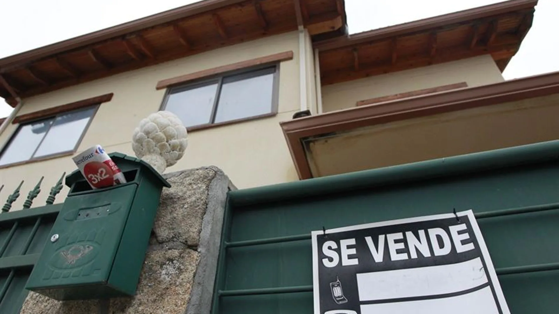 La «guerra» del Supremo no frena la firma de hipotecas
