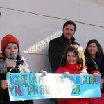 Un instante del acto en la Plaza de la Solidaridad de Valladolid