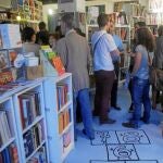 La librería está situada en la calle de Rafael Salazar Alonso